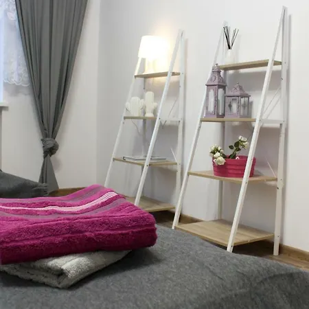 Klimatyczny Apartament Homestay *